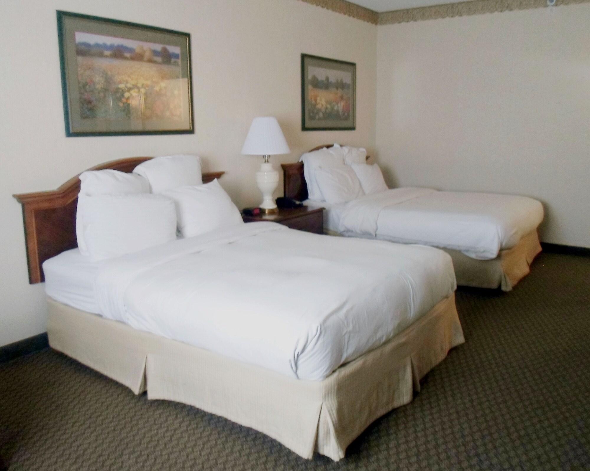 Quail Hollow Resort Trademark Collection By Wyndham Painesville Eksteriør billede