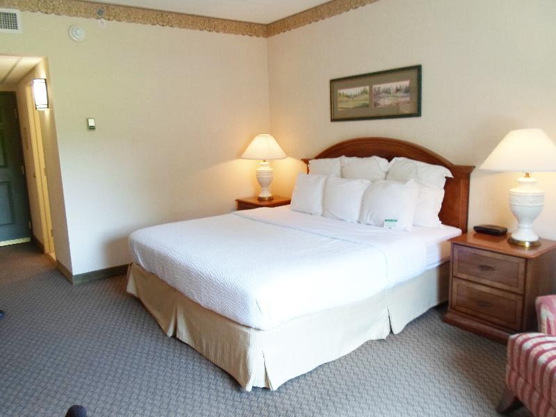 Quail Hollow Resort Trademark Collection By Wyndham Painesville Eksteriør billede